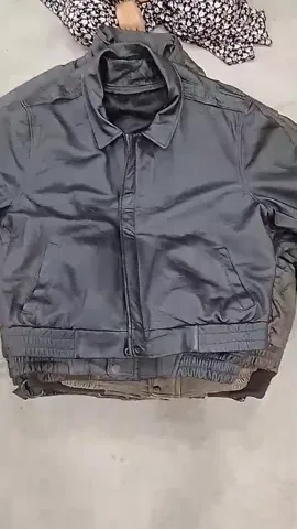 CR2702 Men Leather Jackets - 20 Pcs